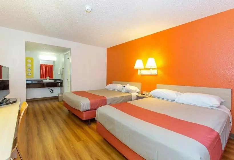 Motel 6 Hayward, Ca  Silicon Valley Gateway