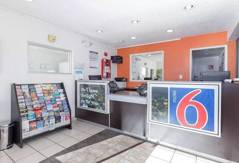 Motel 6 Hayward, Ca  Silicon Valley Gateway