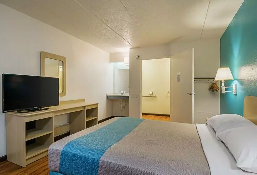 Motel 6 Knoxville, Tn   North