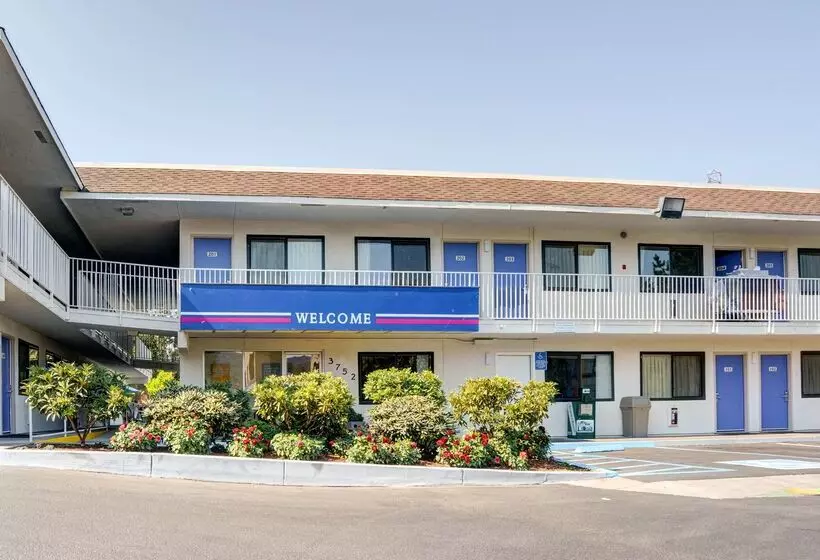 Motel 6 Springfield, Or   Eugene North