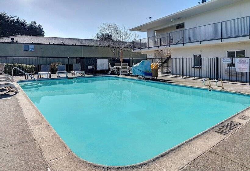 Motel 6arcata, Ca Cal Poly Humboldt