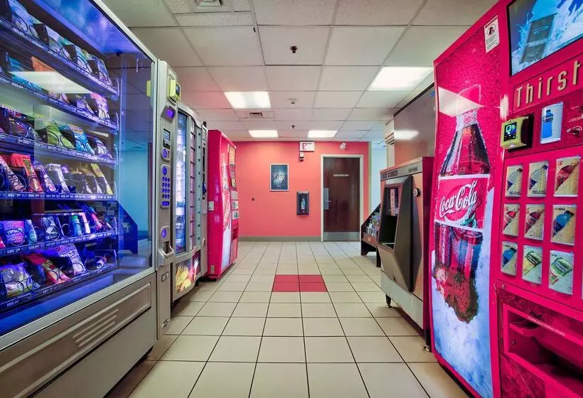 Motel 6burlington, On  Toronto West  Oakville