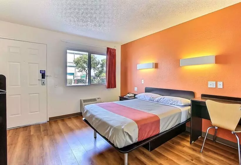 Motel 6campbell, Ca  San Jose