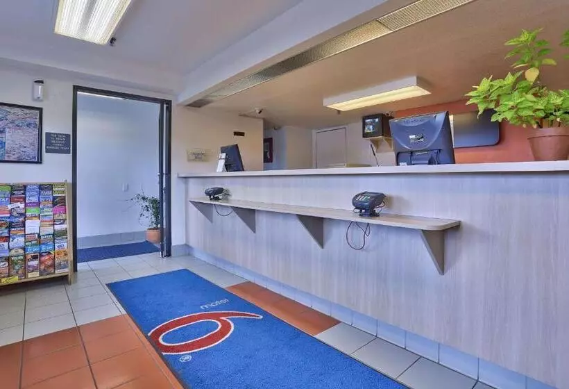 Motel 6flagstaff, Az West Woodland Village