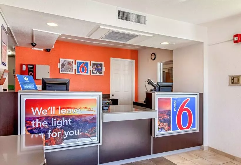 Motel 6phoenix, Az  North Bell Road