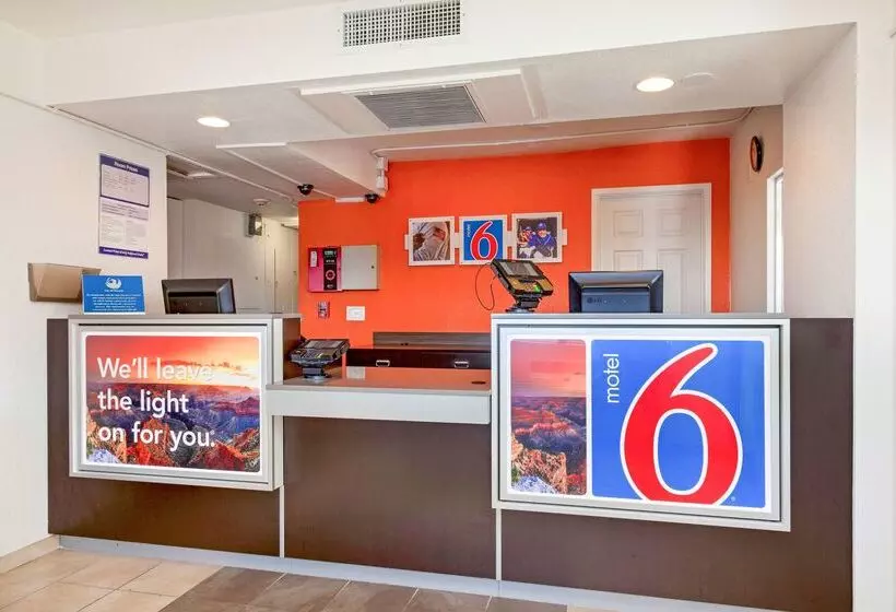 Motel 6phoenix, Az  North Bell Road