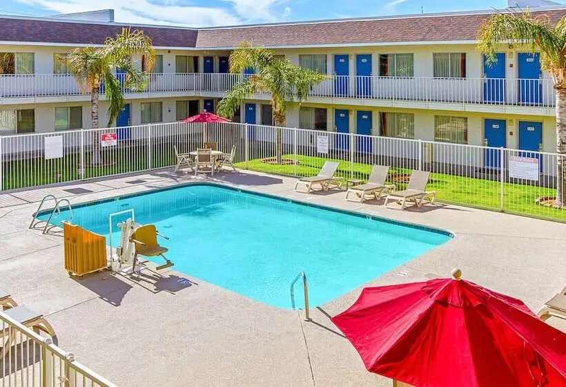 Motel 6phoenix, Az  North Bell Road
