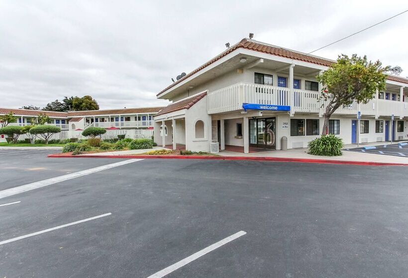 Motel 6salinas, Ca  North Monterey Area