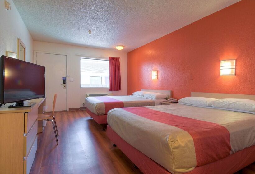 Motel 6 Santa Ana, Ca