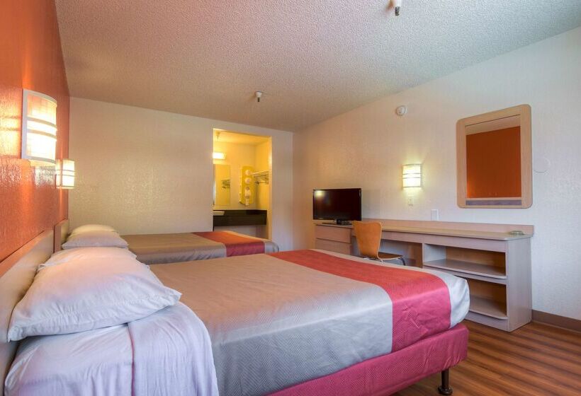 Motel 6 Santa Ana, Ca