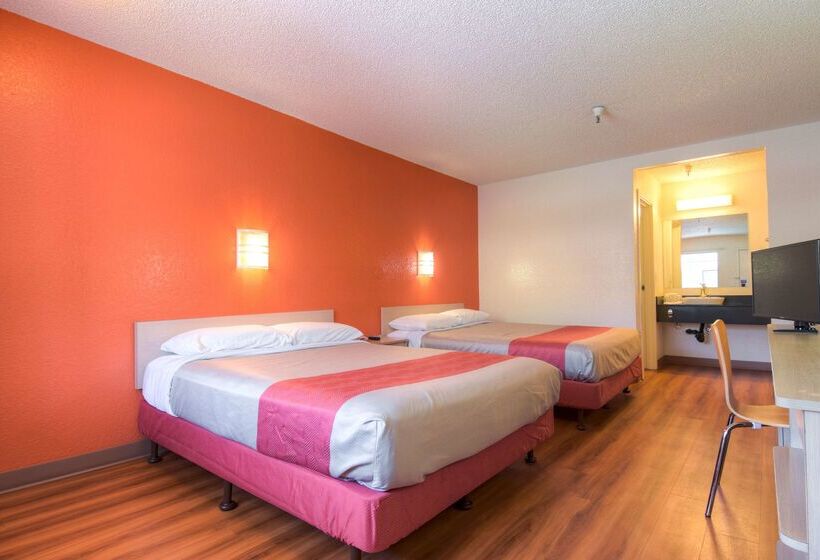 Motel 6 Santa Ana, Ca