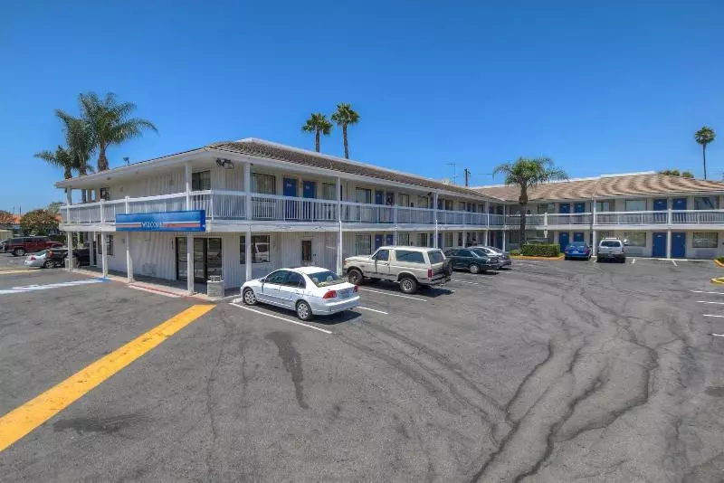 Motel 6 Santa Ana, Ca