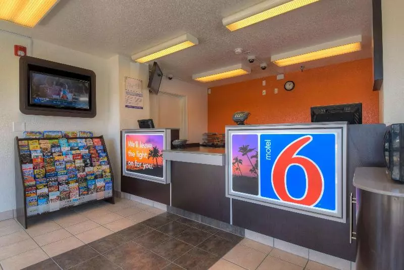 Motel 6 Santa Ana, Ca