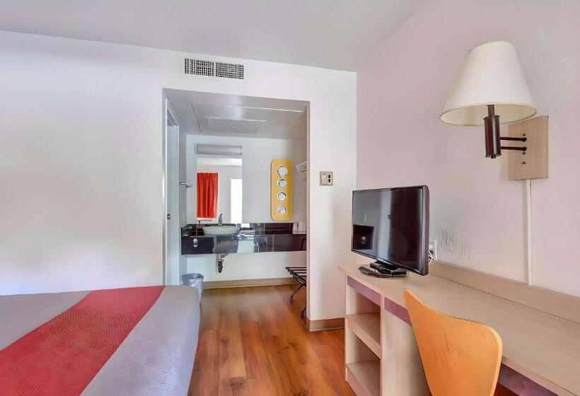 汽车旅馆  Park Inn By Radisson, Santa Rosa South