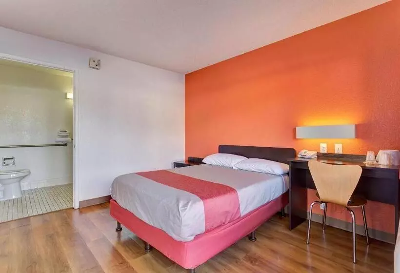 汽车旅馆  Park Inn By Radisson, Santa Rosa South