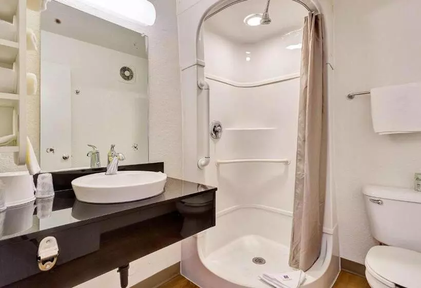 汽车旅馆  Park Inn By Radisson, Santa Rosa South