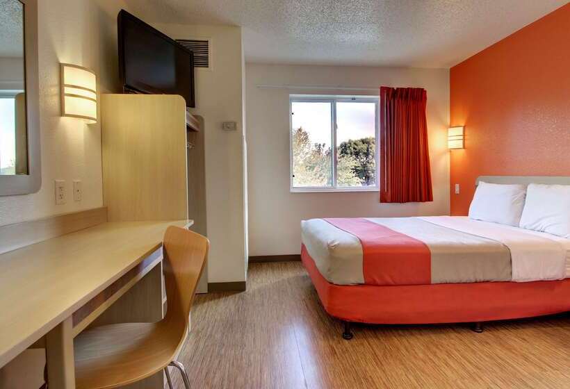 Motel 6 Springfield, Il I 55 I 72