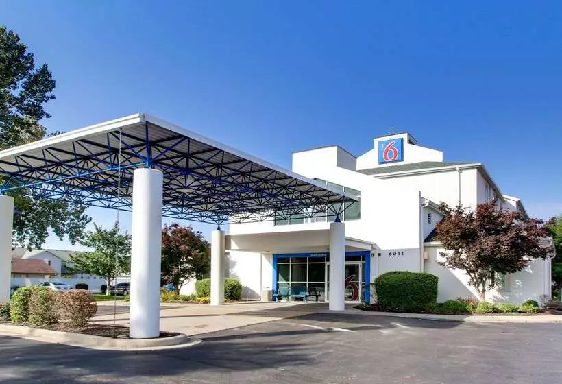Motel 6 Springfield, Il I 55 I 72