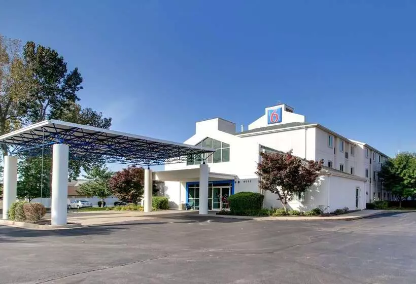 Motel 6 Springfield, Il I 55 I 72