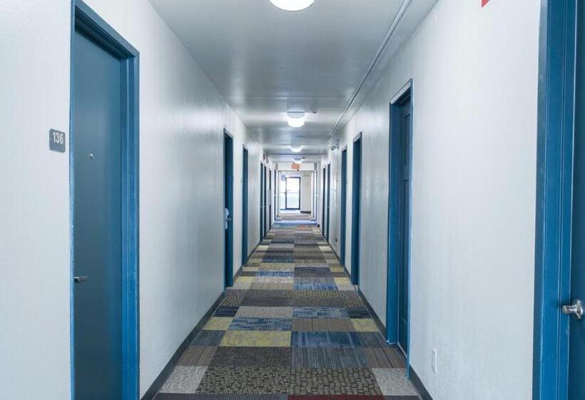 Мотель Americas Best Value Inn East Peoria