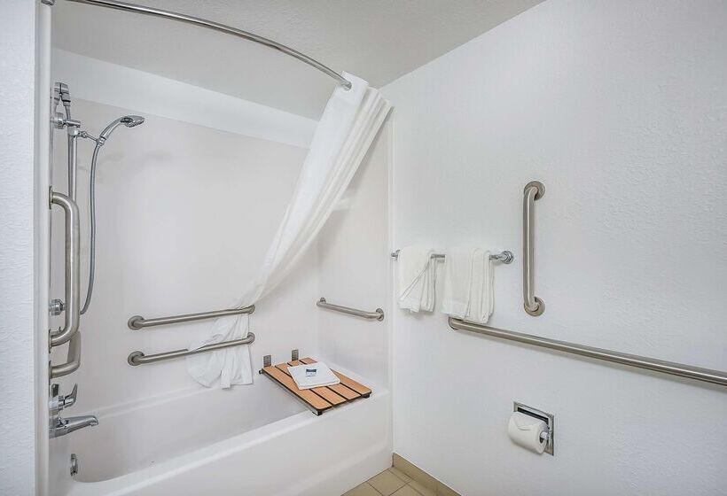 Мотель Americas Best Value Inn East Peoria