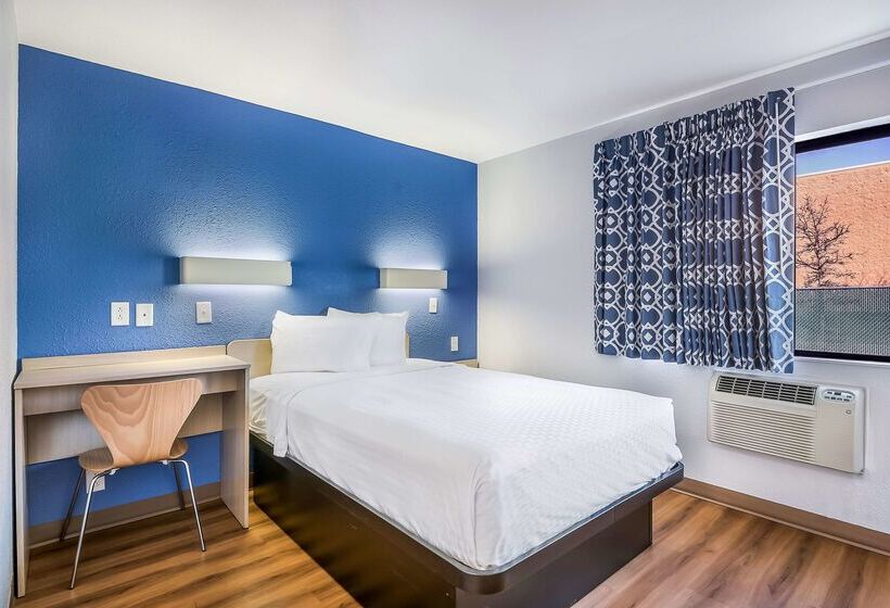 Мотель Americas Best Value Inn East Peoria