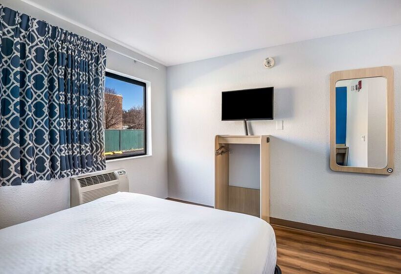 Мотель Americas Best Value Inn East Peoria