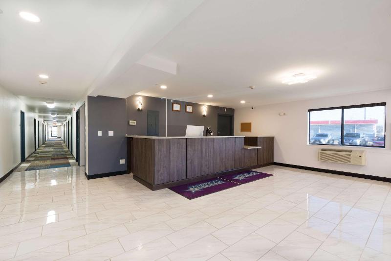 Мотель Americas Best Value Inn East Peoria