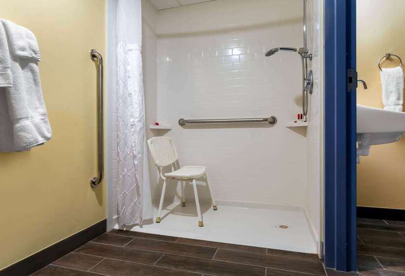 فندق على الطريق Days Inn By Wyndham Augusta