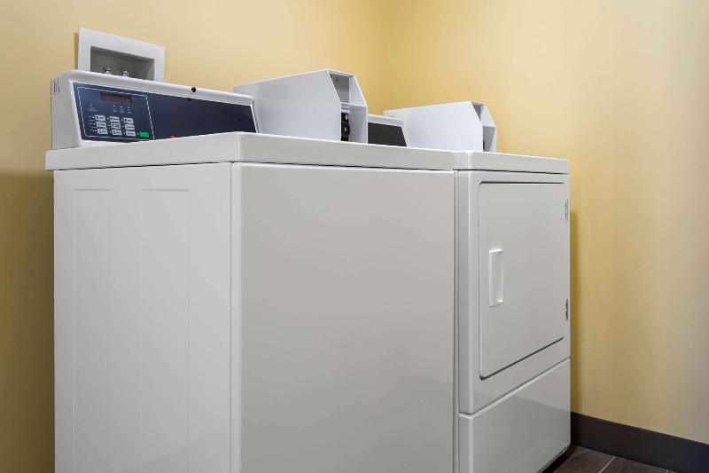 فندق على الطريق Days Inn By Wyndham Augusta