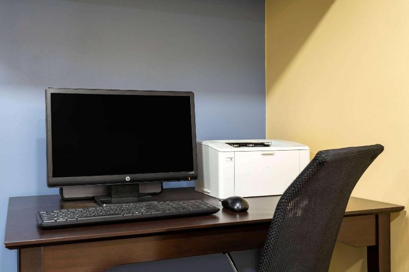 فندق على الطريق Days Inn By Wyndham Augusta