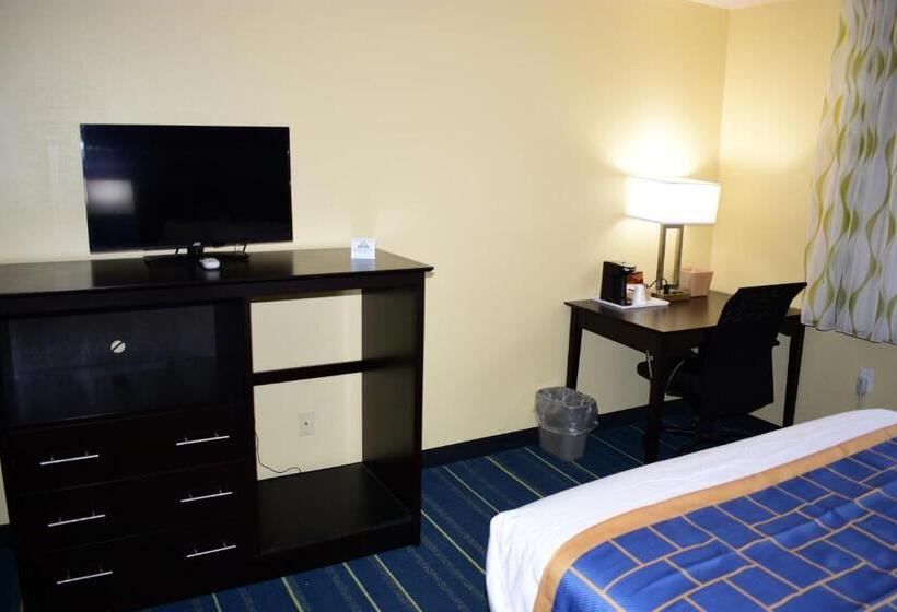 فندق على الطريق Days Inn By Wyndham Augusta