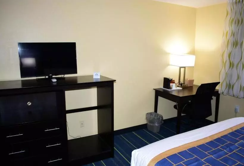 מוטל Days Inn By Wyndham Augusta
