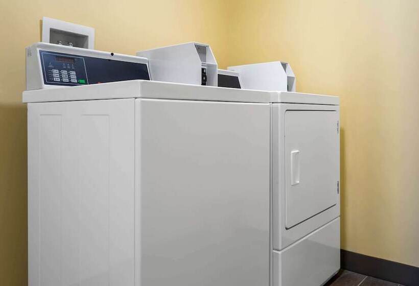 فندق على الطريق Days Inn By Wyndham Augusta