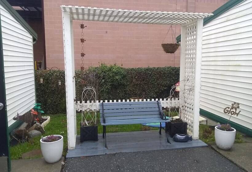 汽车旅馆  The Orca Inn