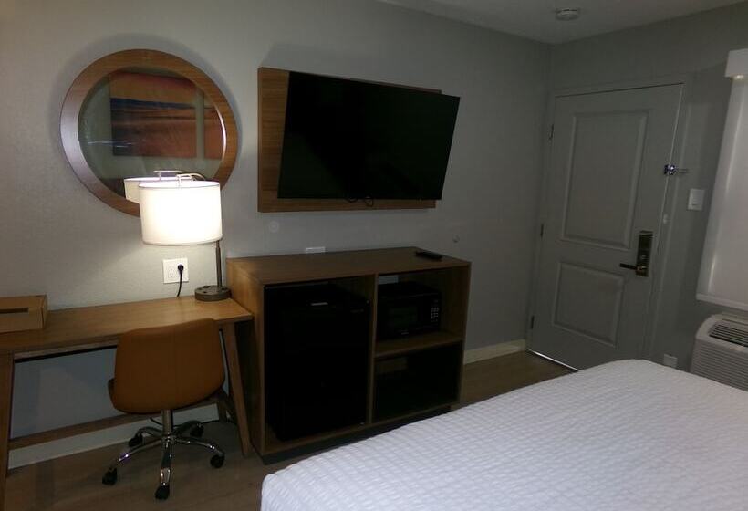 汽车旅馆 Clarion Pointe Ridgecrest Near China Lake Naval Station