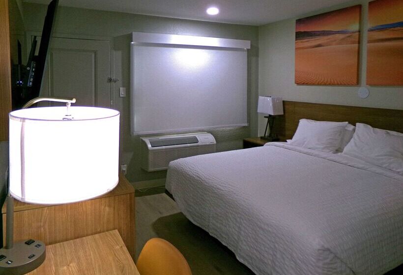 汽车旅馆 Clarion Pointe Ridgecrest Near China Lake Naval Station