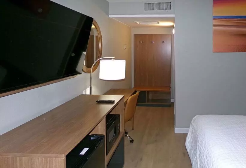 Мотель Clarion Pointe Ridgecrest Near China Lake Naval Station