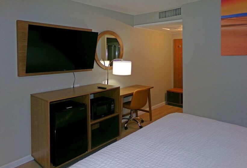 汽车旅馆 Clarion Pointe Ridgecrest Near China Lake Naval Station