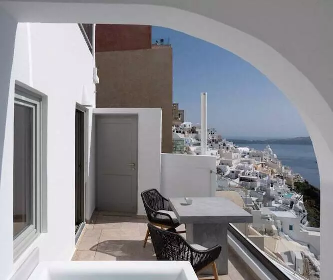 Pensió Asha Luxury Suites