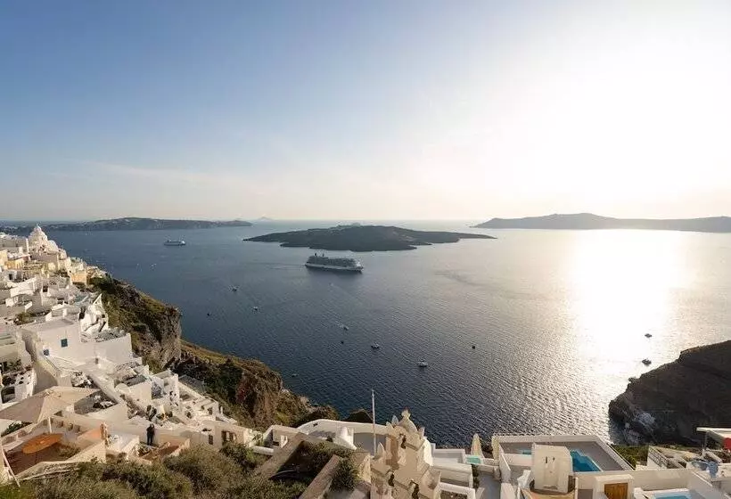 Pensió Asha Luxury Suites