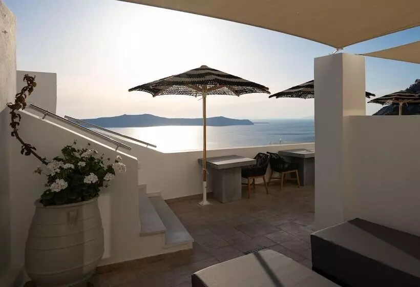 Pensió Asha Luxury Suites