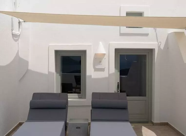 Pensió Asha Luxury Suites