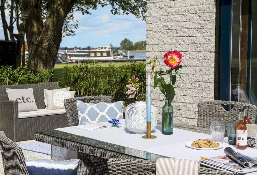 Loosdrecht Rien Van Den Broeke Village