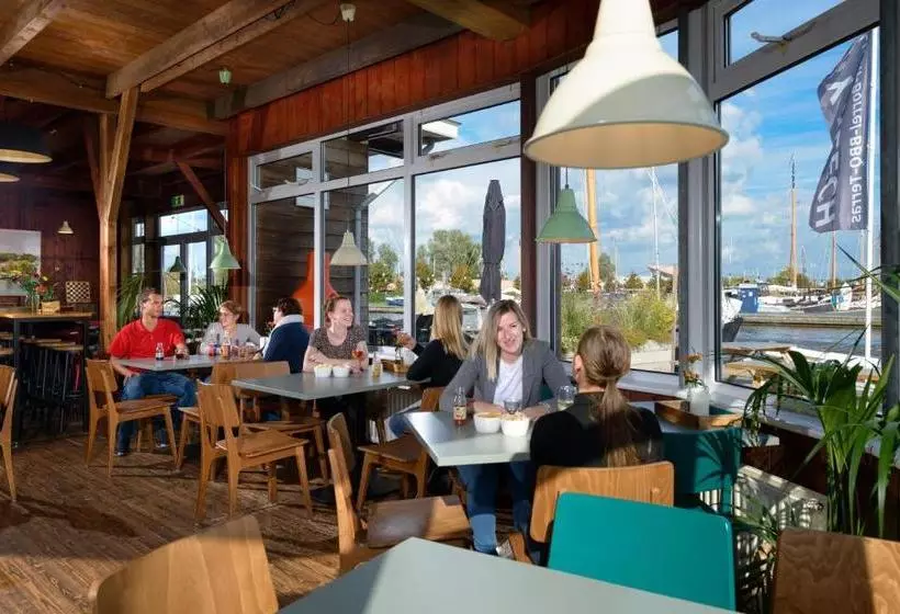 הוסטל Stayokay Heeg Friesland