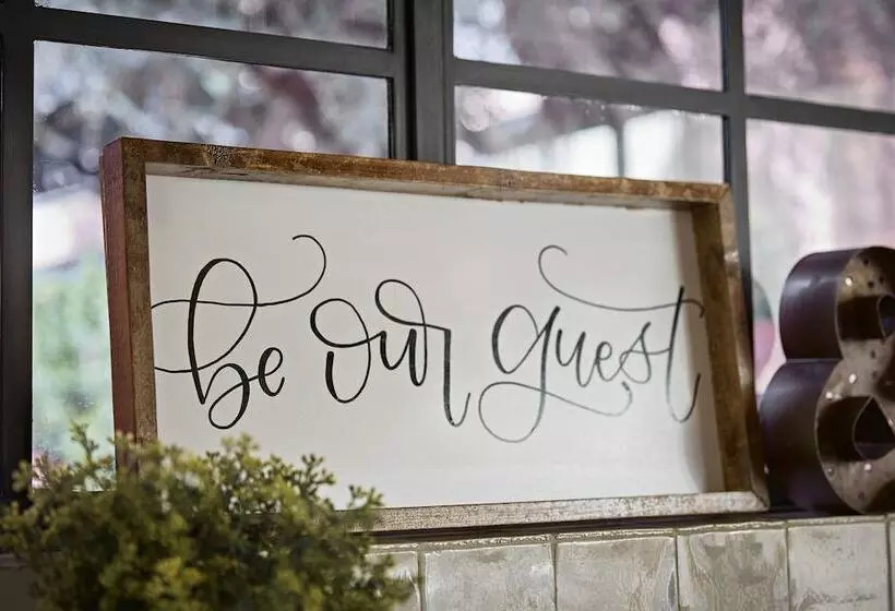 مبيت وإفطار Bespoke Inn Scottsdale