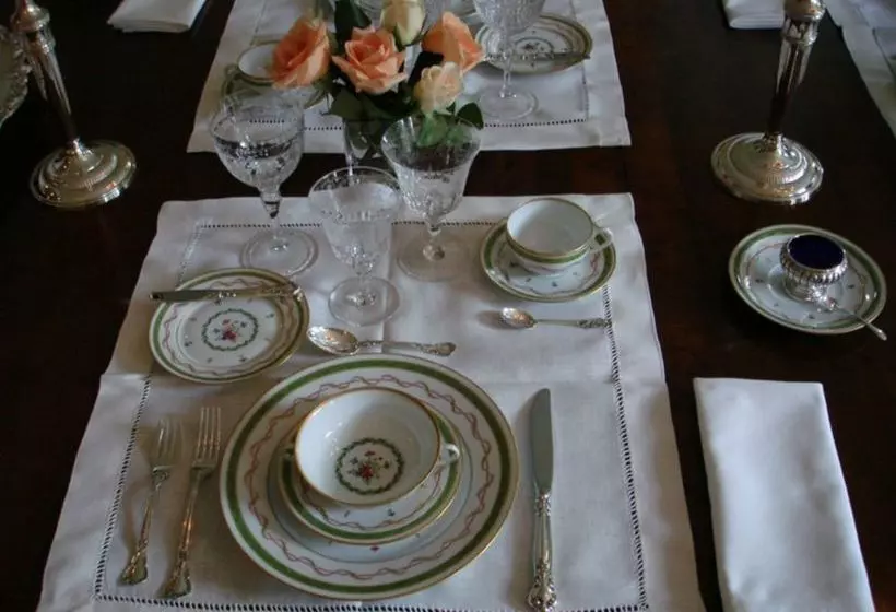 住宿加早餐  Bishops Hall