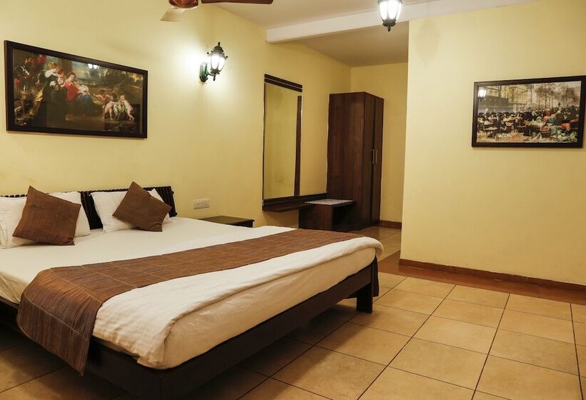 민박 The Colonial Manek Manor