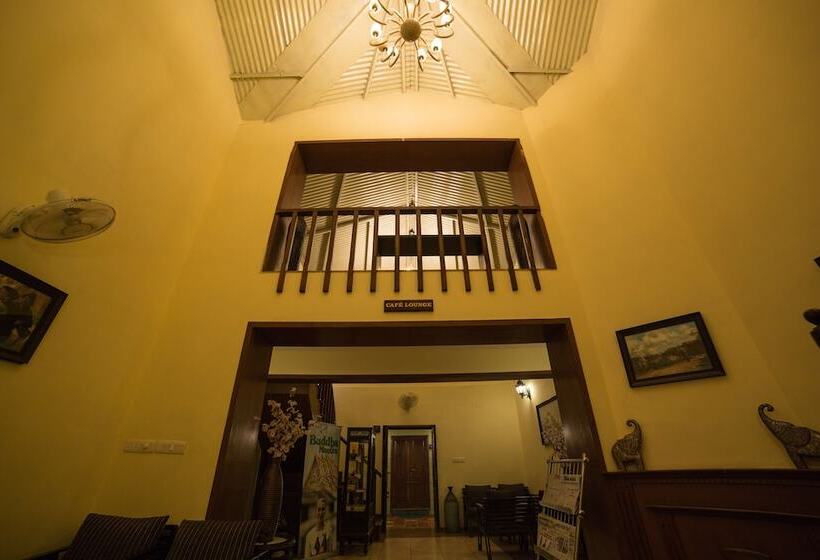 민박 The Colonial Manek Manor