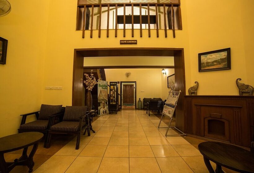 민박 The Colonial Manek Manor